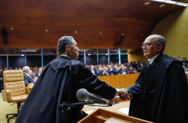 Ministros Barroso e Gilmar Mendes defendem regulação de IA em debate